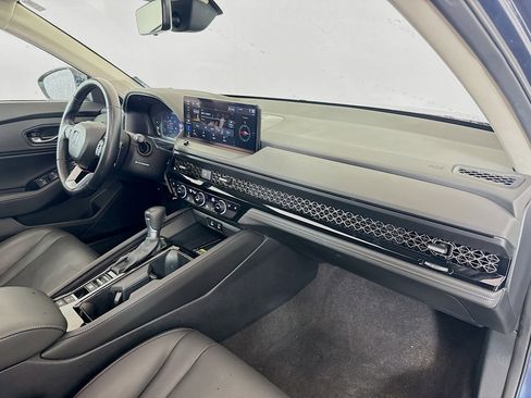 Used 2024 Honda Accord Touring image 26