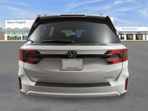 New 2026 Honda Odyssey Sport-L image 4