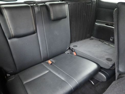 Used 2018 Toyota Highlander XLE image 9