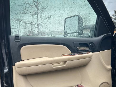 Used 2007 Chevrolet Silverado 2500 LTZ w/ Safety Package image 15