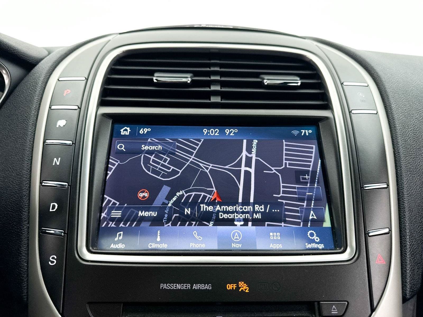 Used 2019 Lincoln Nautilus Reserve FWD image 5