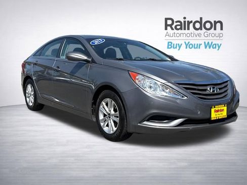 Used 2013 Hyundai Sonata GLS FWD image 1