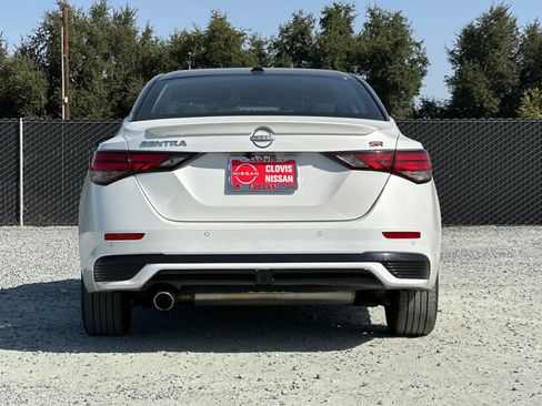 Used 2025 Nissan Sentra SR FWD image 8