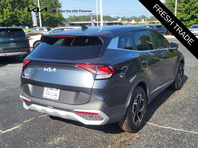 Certified 2023 Kia Sportage LX FWD image 2