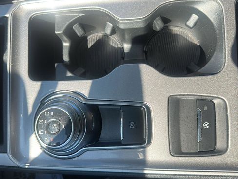 Used 2023 Ford Edge SEL image 12