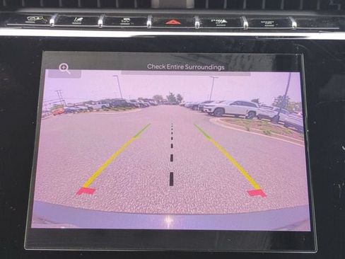 Used 2023 Jeep Grand Cherokee L Laredo AWD/4WD image 21