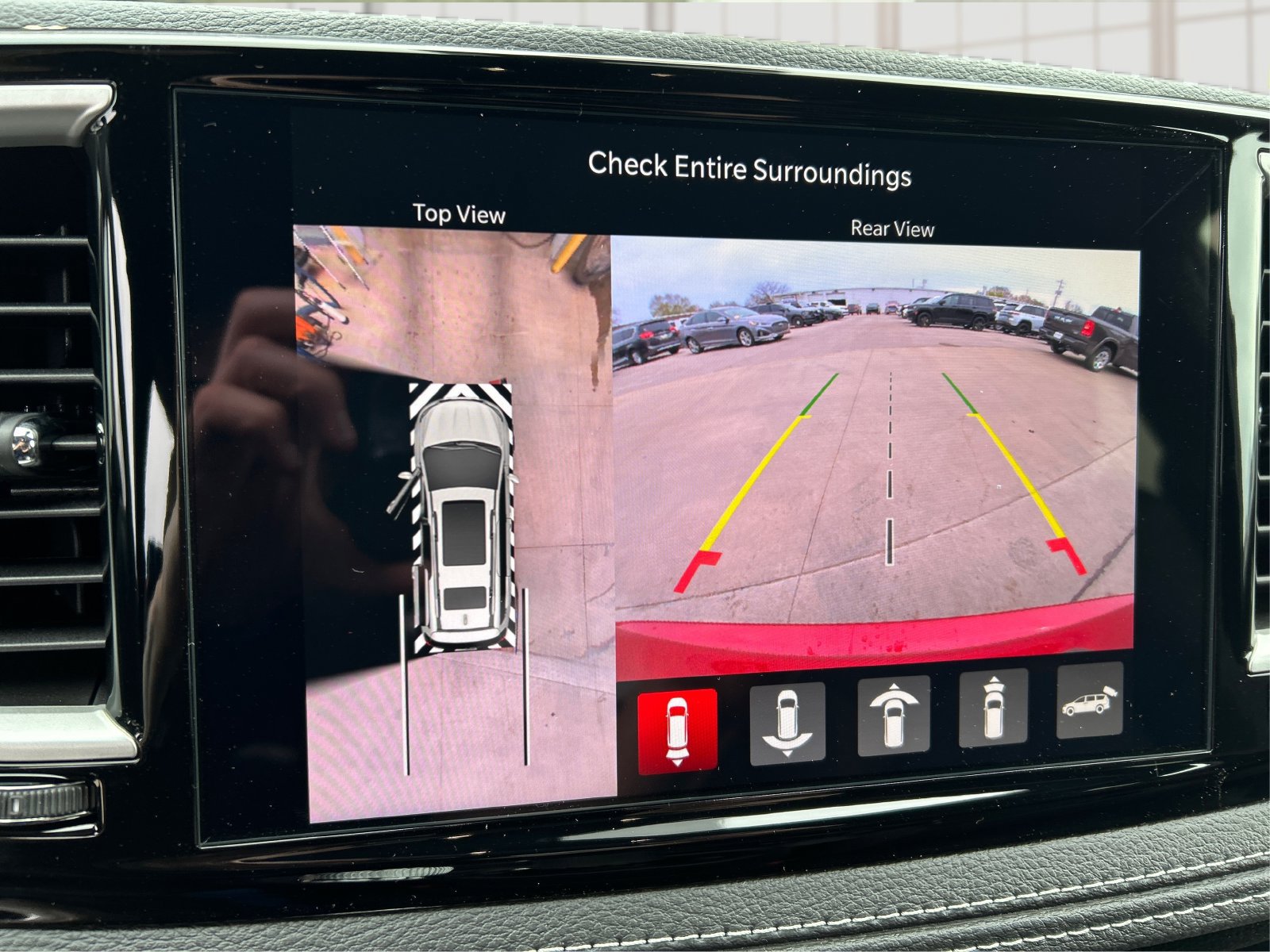 New 2026 Chrysler Pacifica Select FWD image 25
