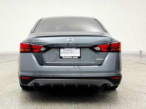 Used 2020 Nissan Altima 2.0 SR image 6