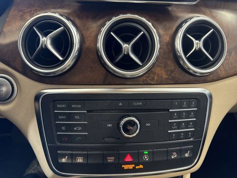 Used 2016 Mercedes-Benz GLA 250 4MATIC image 28
