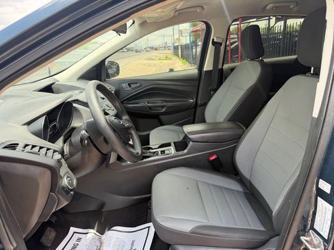 Used 2019 Ford Escape S FWD image 39