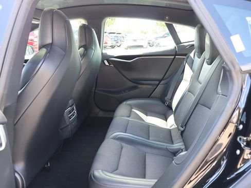 Used 2018 Tesla Model S 75D image 38