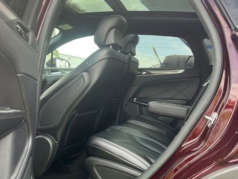 Used 2019 Lincoln MKC Select w/ Select Plus Package image 9