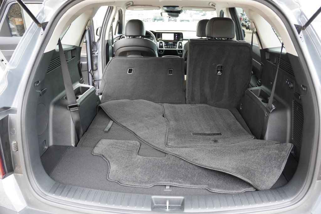 Certified 2023 Kia Sorento S AWD/4WD image 18