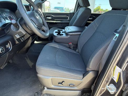 Certified 2025 RAM 2500 Big Horn AWD/4WD image 16