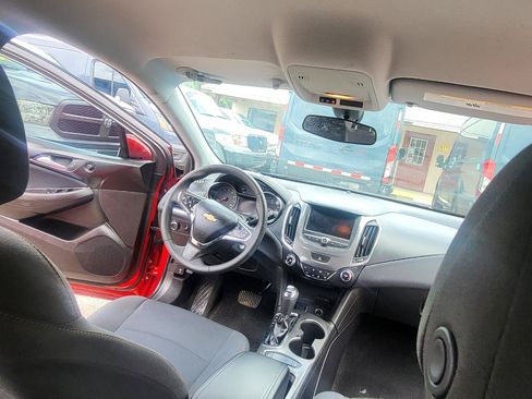 Used 2019 Chevrolet Cruze LS w/ LS Convenience Package FWD image 40