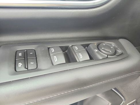 Used 2023 Chevrolet Tahoe LT RWD image 38