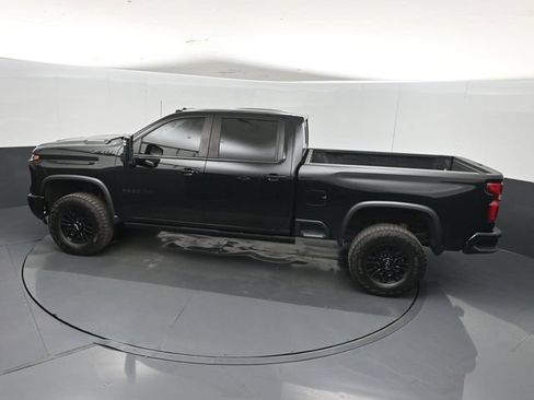Used 2024 Chevrolet Silverado 2500 ZR2 w/ Technology Package AWD/4WD image 46