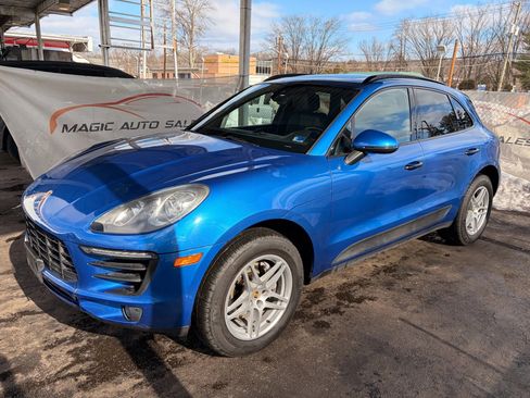 Used 2017 Porsche Macan image 8