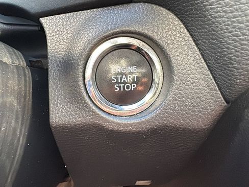 Used 2020 Toyota RAV4 TRD Off-Road AWD/4WD image 27