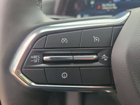 Used 2025 Chevrolet Equinox LT FWD image 26