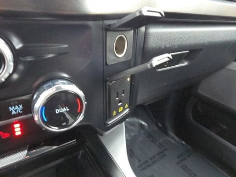 Used 2024 Ford F350 Lariat image 20