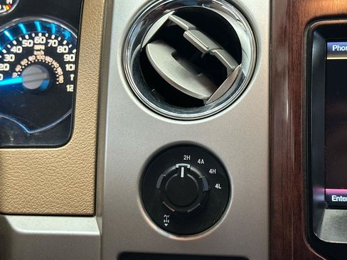 Used 2013 Ford F150 King Ranch w/ King Ranch Luxury Pkg AWD/4WD image 24