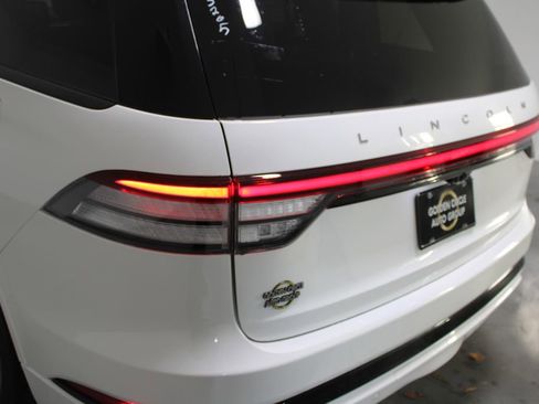 New 2026 Lincoln Aviator Premiere w/ Jet Appearance Package image 57