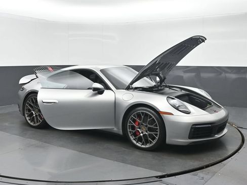 Used 2022 Porsche 911 Carrera 4S AWD/4WD image 41