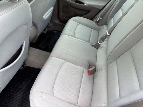 Used 2022 Chevrolet Malibu LS FWD image 29