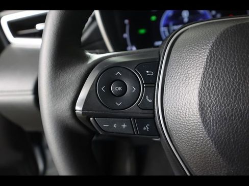Used 2024 Toyota Corolla Cross AWD Hybrid w/ Convenience Package image 24