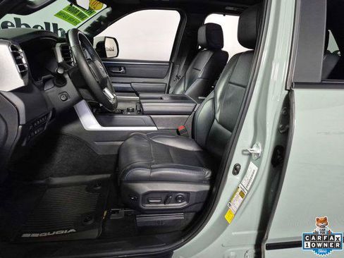 Certified 2024 Toyota Sequoia Platinum AWD/4WD image 9