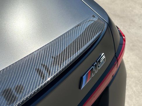 Used 2025 BMW M5 w/ Carbon Package image 11