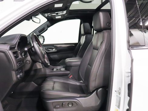 Used 2022 Chevrolet Tahoe RST w/ Sport Performance Package image 13