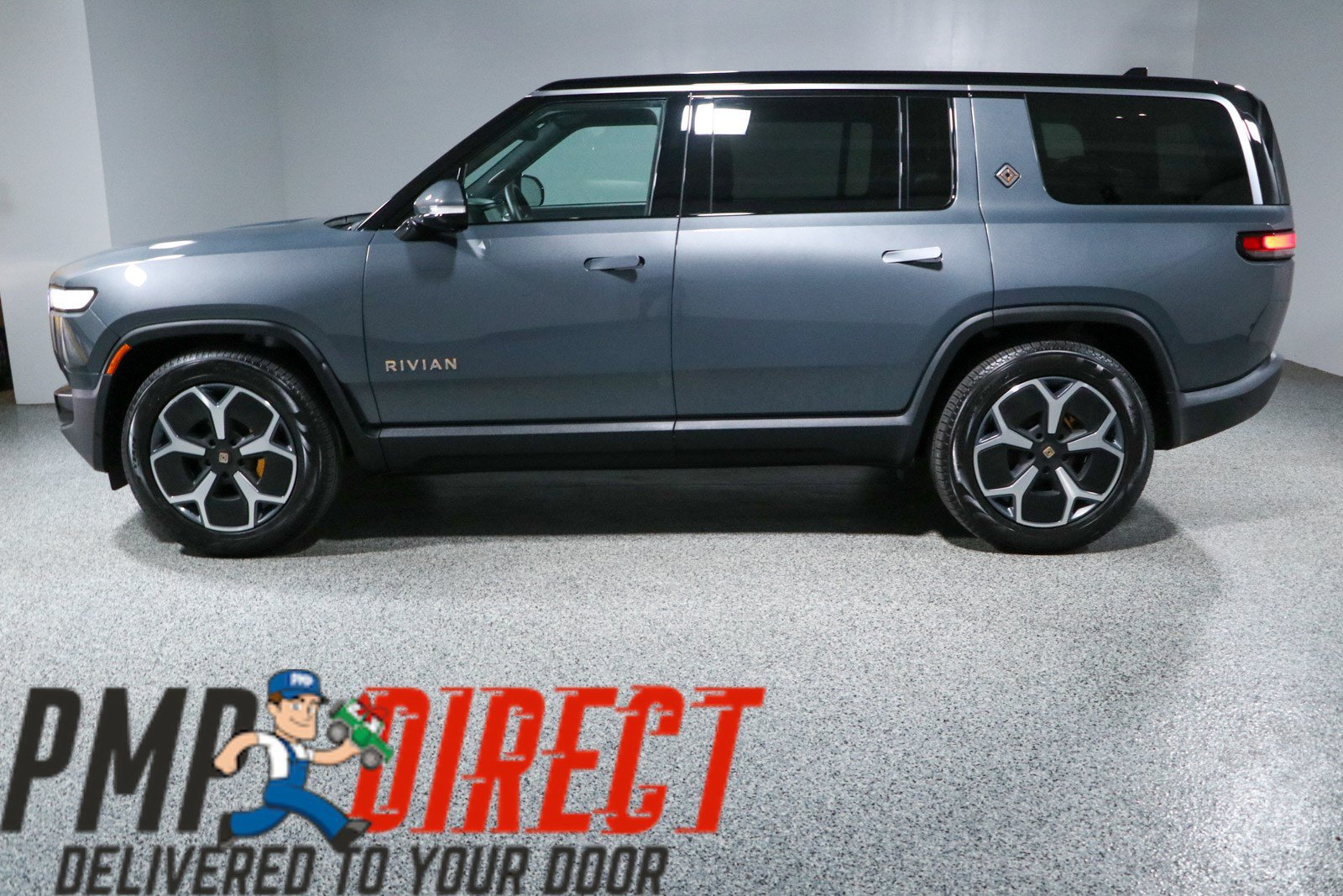 Used 2024 Rivian R1S Adventure Quad AWD/4WD image 9