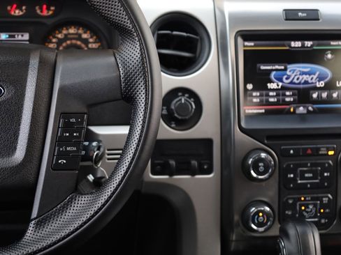 Used 2014 Ford F150 Raptor w/ Equipment Group 801A Luxury AWD/4WD image 36