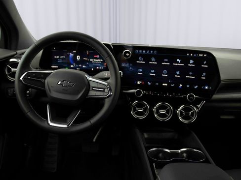 New 2026 Chevrolet Blazer EV LT AWD/4WD image 12