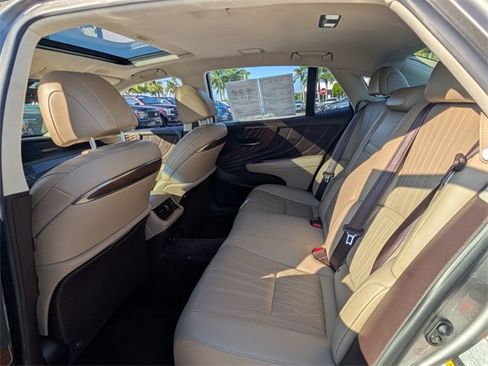 Used 2018 Lexus LS 500 AWD image 8