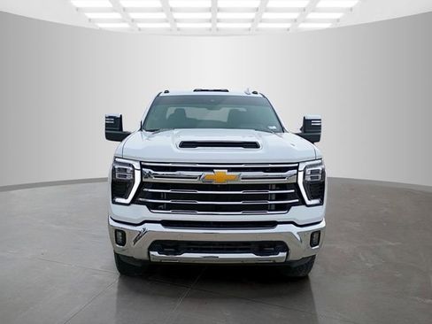 Used 2024 Chevrolet Silverado 2500 LTZ w/ LTZ Convenience Package image 6