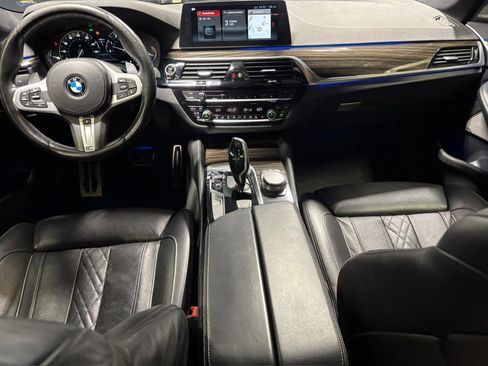 Used 2018 BMW 540i xDrive image 28