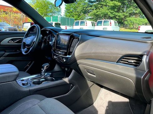 Used 2023 Chevrolet Traverse LT AWD/4WD image 22