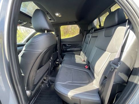 Used 2024 Hyundai Santa Cruz Limited image 23