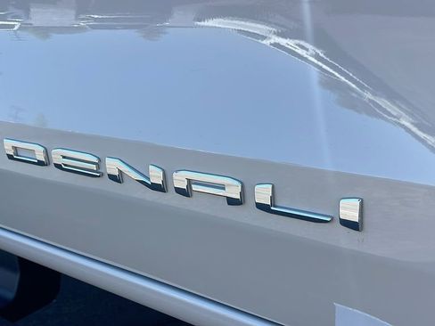 New 2026 GMC Canyon Denali AWD/4WD image 10