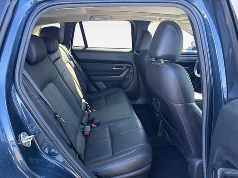 Used 2025 MAZDA CX-50 AWD 2.5 Hybrid w/ Premium Pkg image 18