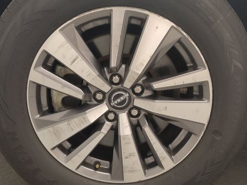 Used 2022 Nissan Pathfinder SL FWD image 31