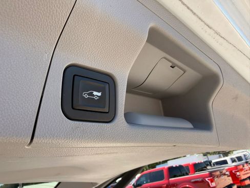 Used 2019 GMC Acadia SLT FWD image 39