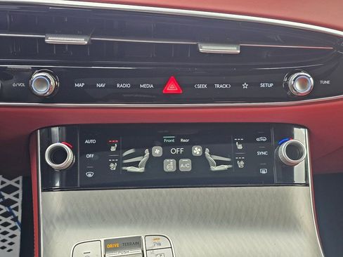 New 2026 Genesis GV70 2.5T Sport Prestige image 16