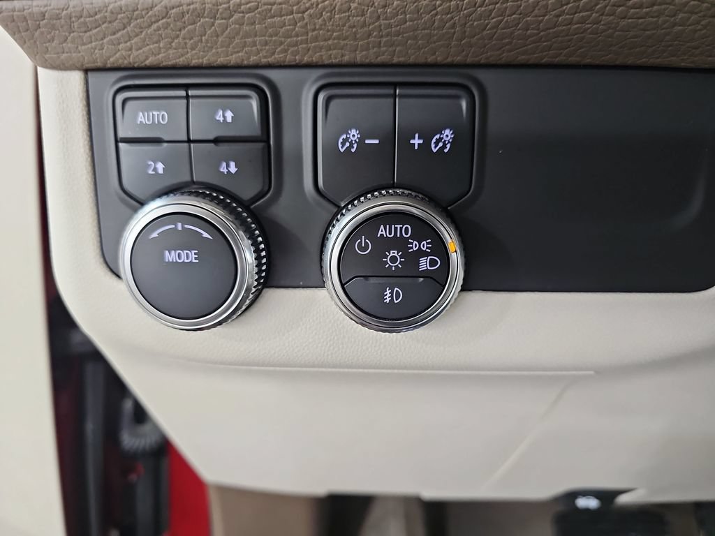 Certified 2023 GMC Yukon Denali AWD/4WD image 33