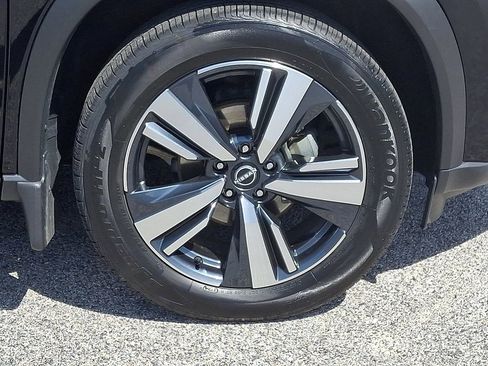 Used 2023 Nissan Rogue SL AWD/4WD image 8