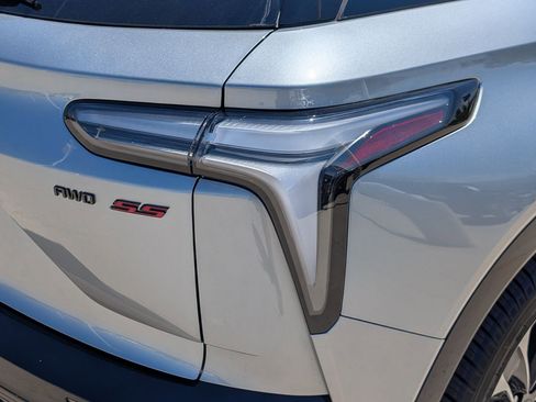 Used 2025 Chevrolet Blazer EV SS AWD/4WD image 11