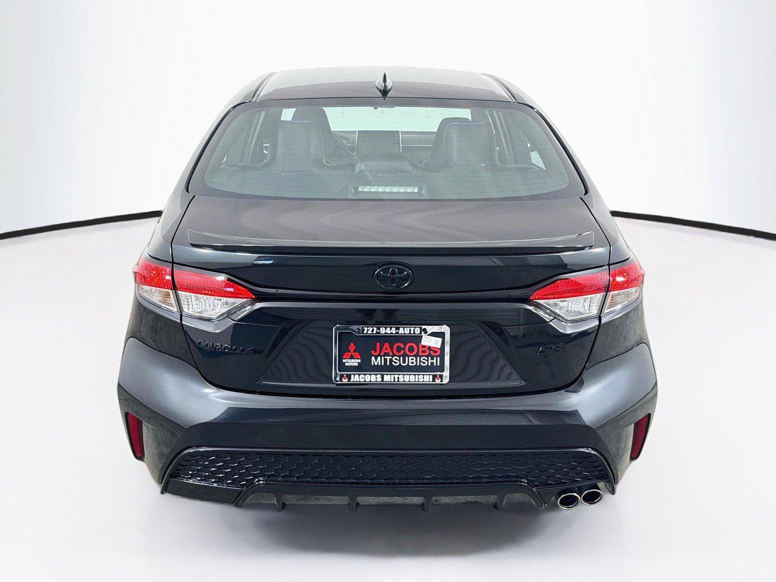 Used 2021 Toyota Corolla SE FWD image 4